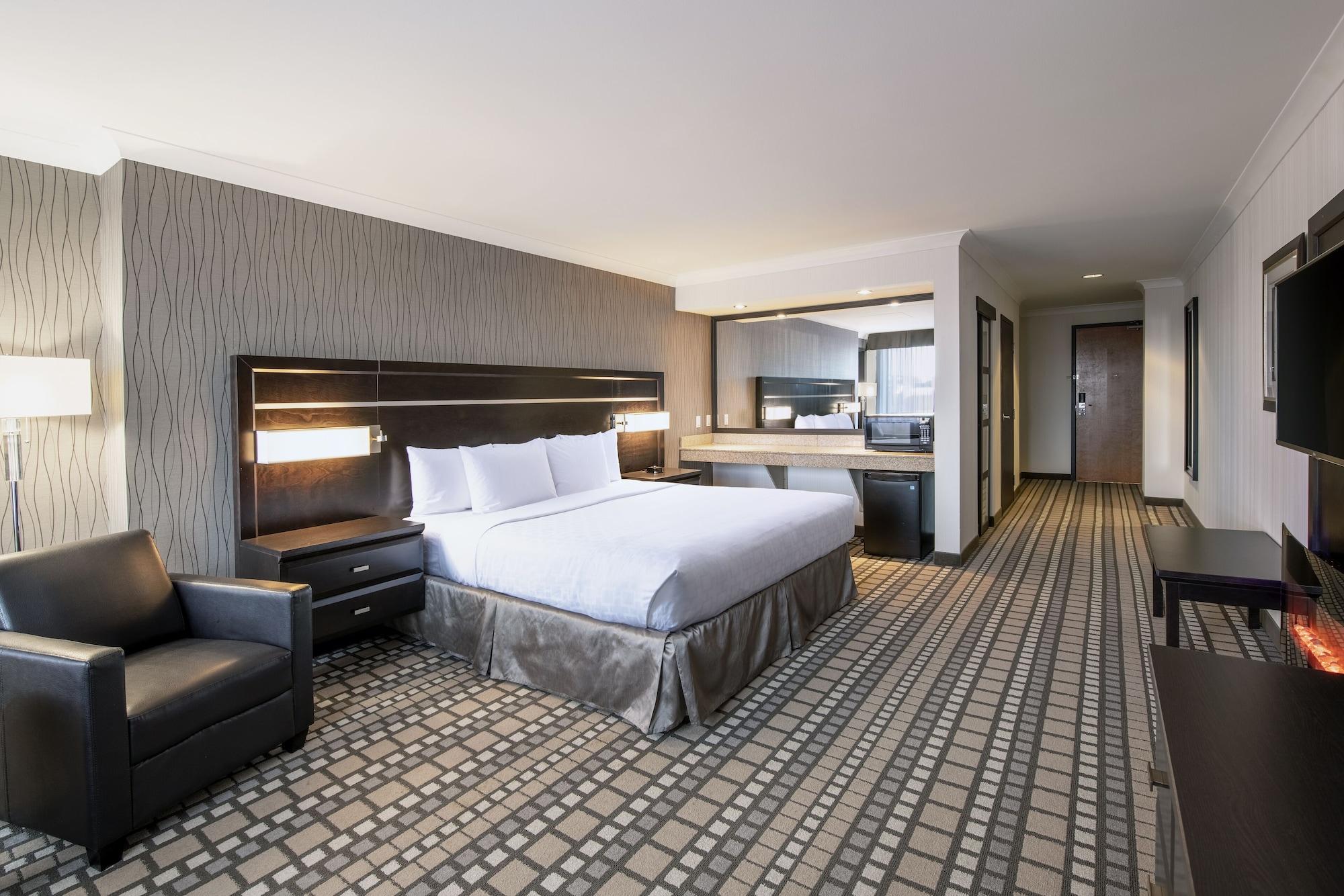 Clarion Hotel & Suites Виннипег Экстерьер фото