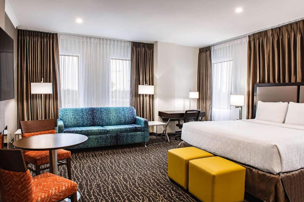 Clarion Hotel & Suites Виннипег Экстерьер фото